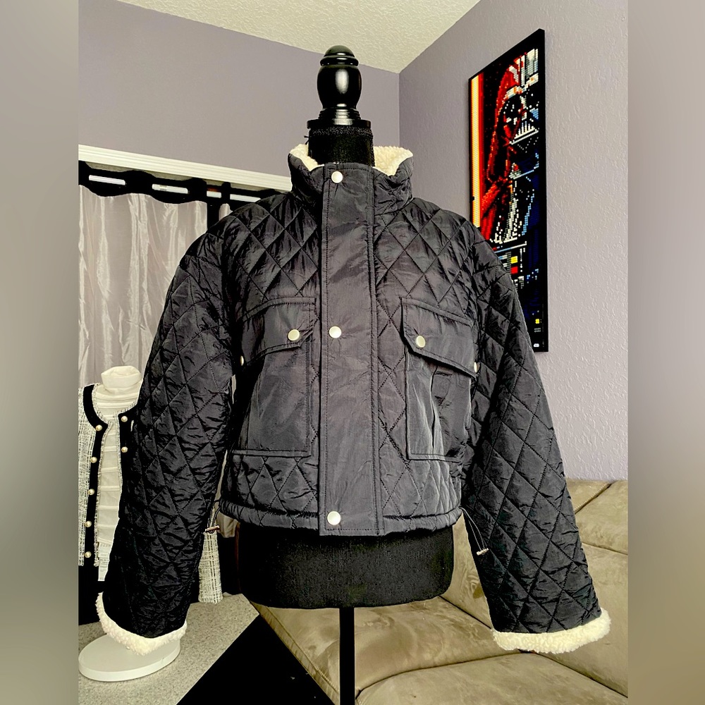 Puffer/ Quilted Cropped Jacket